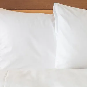 Crowne Plaza By Ihg Hotell